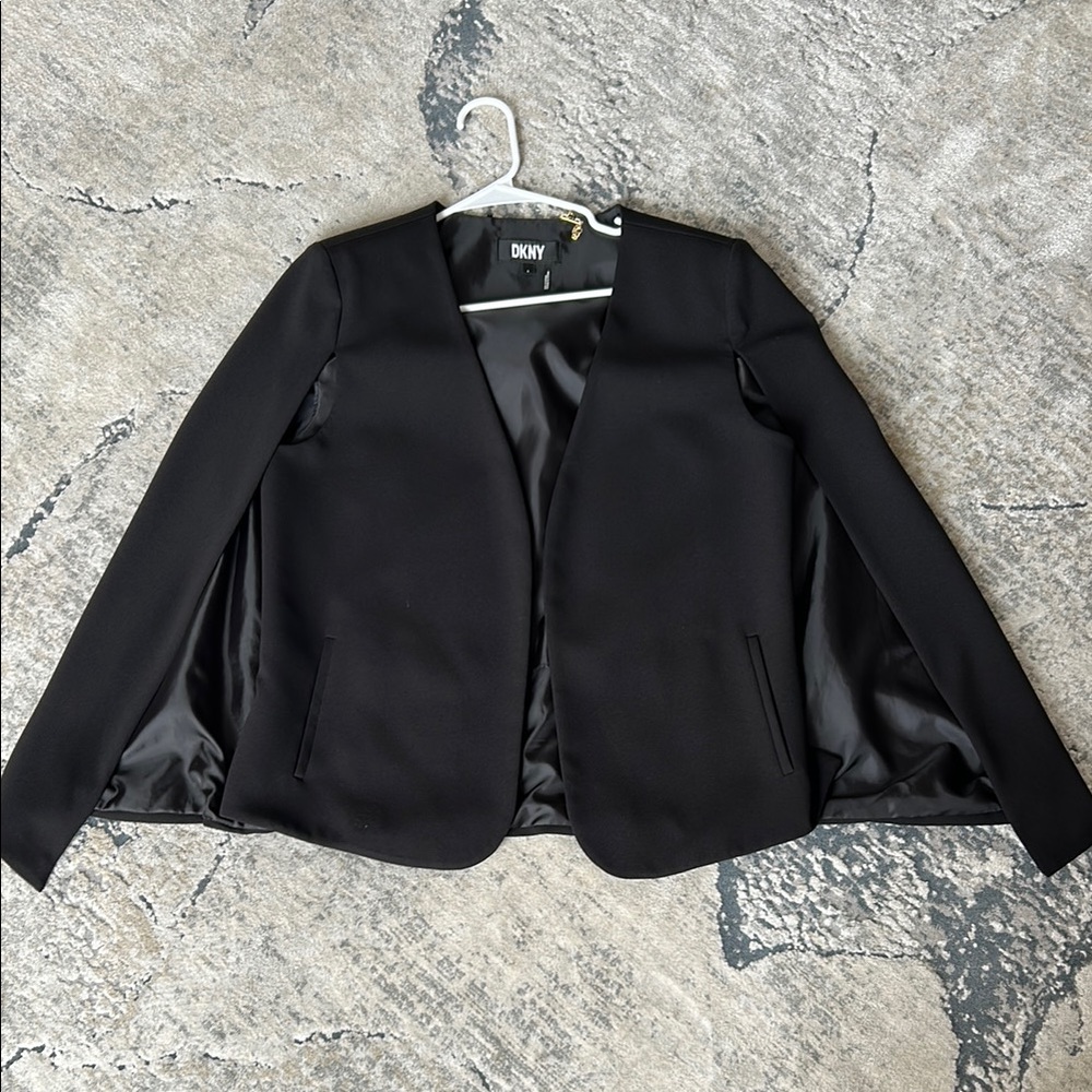 DKNY Women's Black Jacket sleeveless